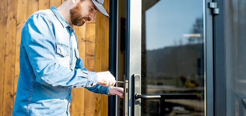 Frameless Glass Storefront Door Locks Replacement in Bolingbrook