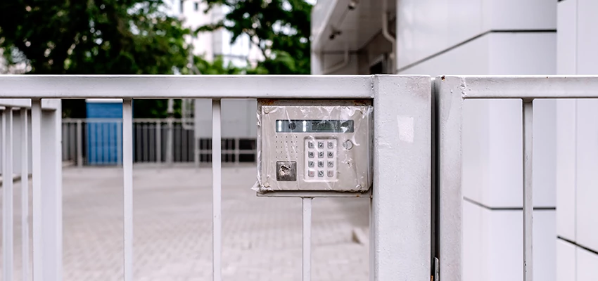 Gate Locks For Metal Gates in Bolingbrook